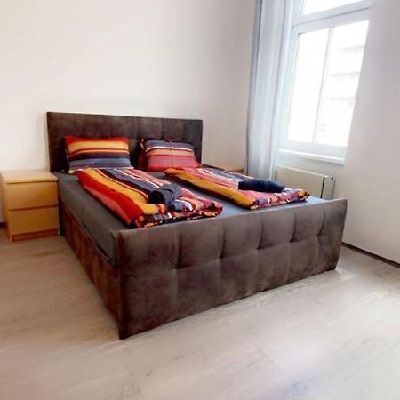 Private Room In Shared Apartment Pr4-9 Viena Exterior foto