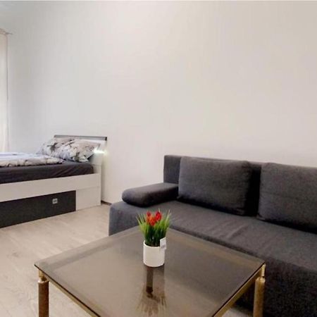 Private Room In Shared Apartment Pr4-9 Viena Exterior foto